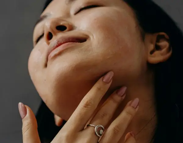 Biorevitalizacija - hialurono rūgšties užpildais VISCODERM